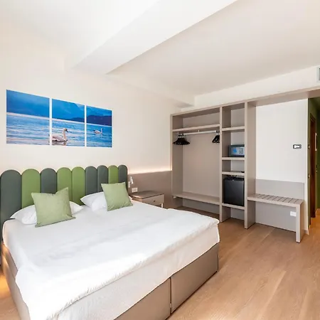 Hotell Pineta Campi Tremosine